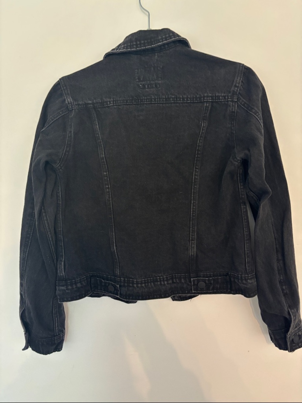 Universal Thread Washed Black Denim Jacket - Picture 5 of 5